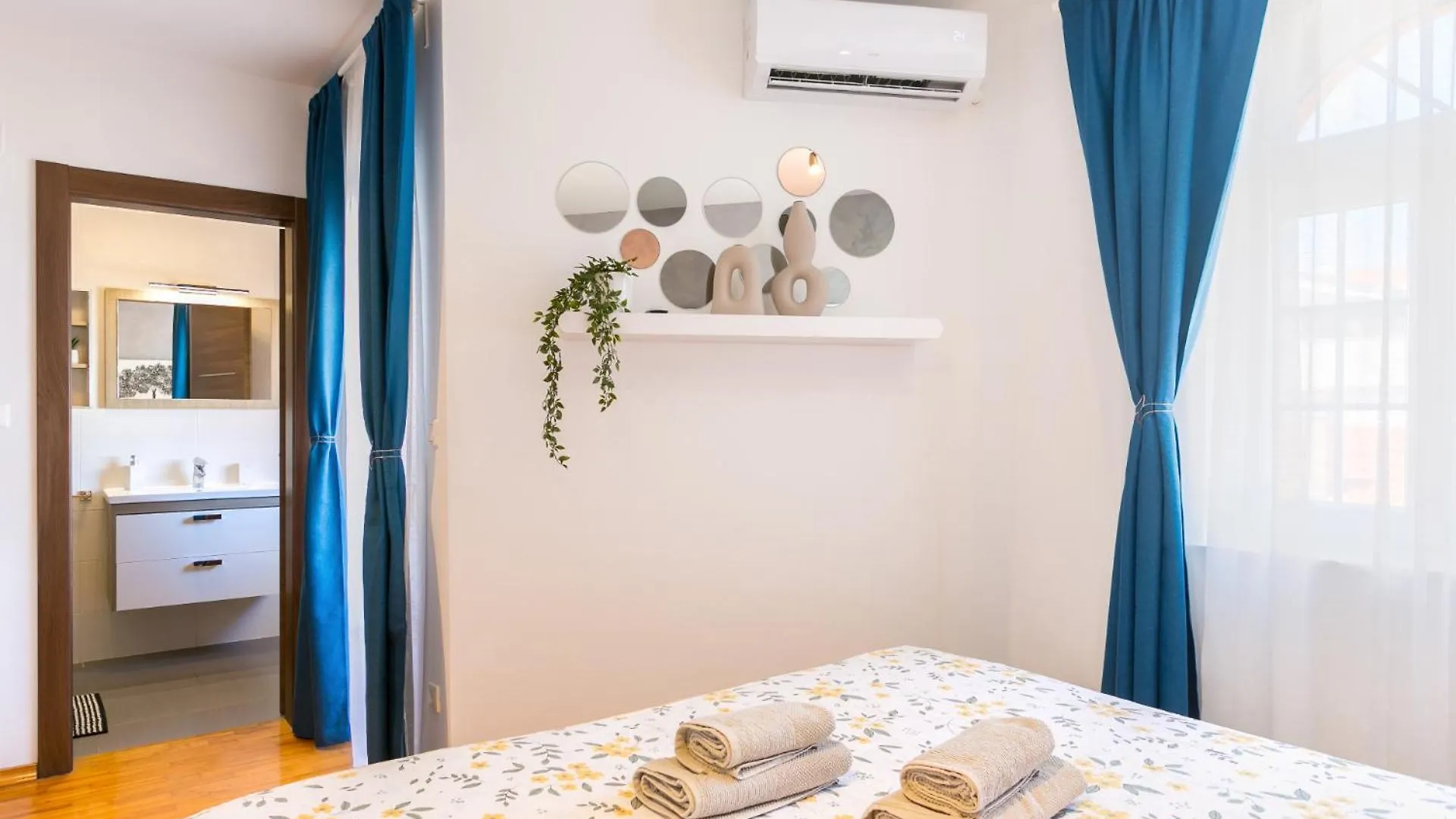 Villa Marko - Apartment A2 - Mpolo Μεντουλίν